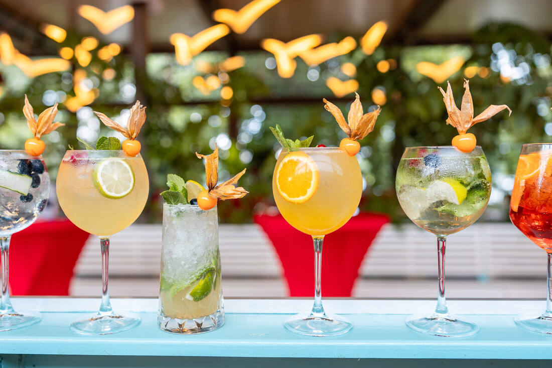 Signature Bar Selection — cocktailuri